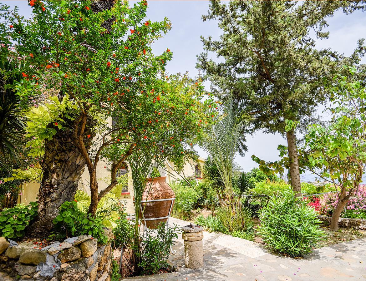 Bellapais Gardens旅舍 外观 照片